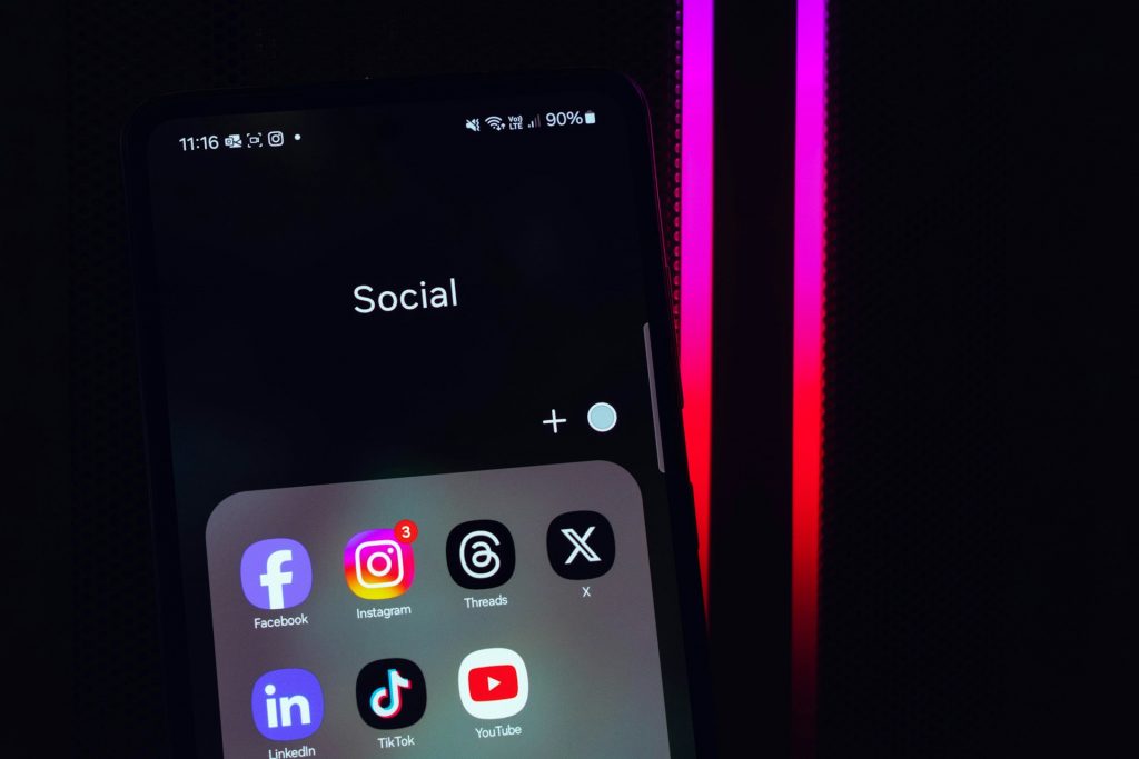 Stratégie social media efficace : tendances et outils